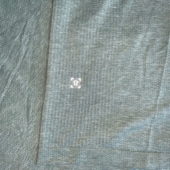 Lululemon Metal Vent Short Sleeve - Picture 3 of 4